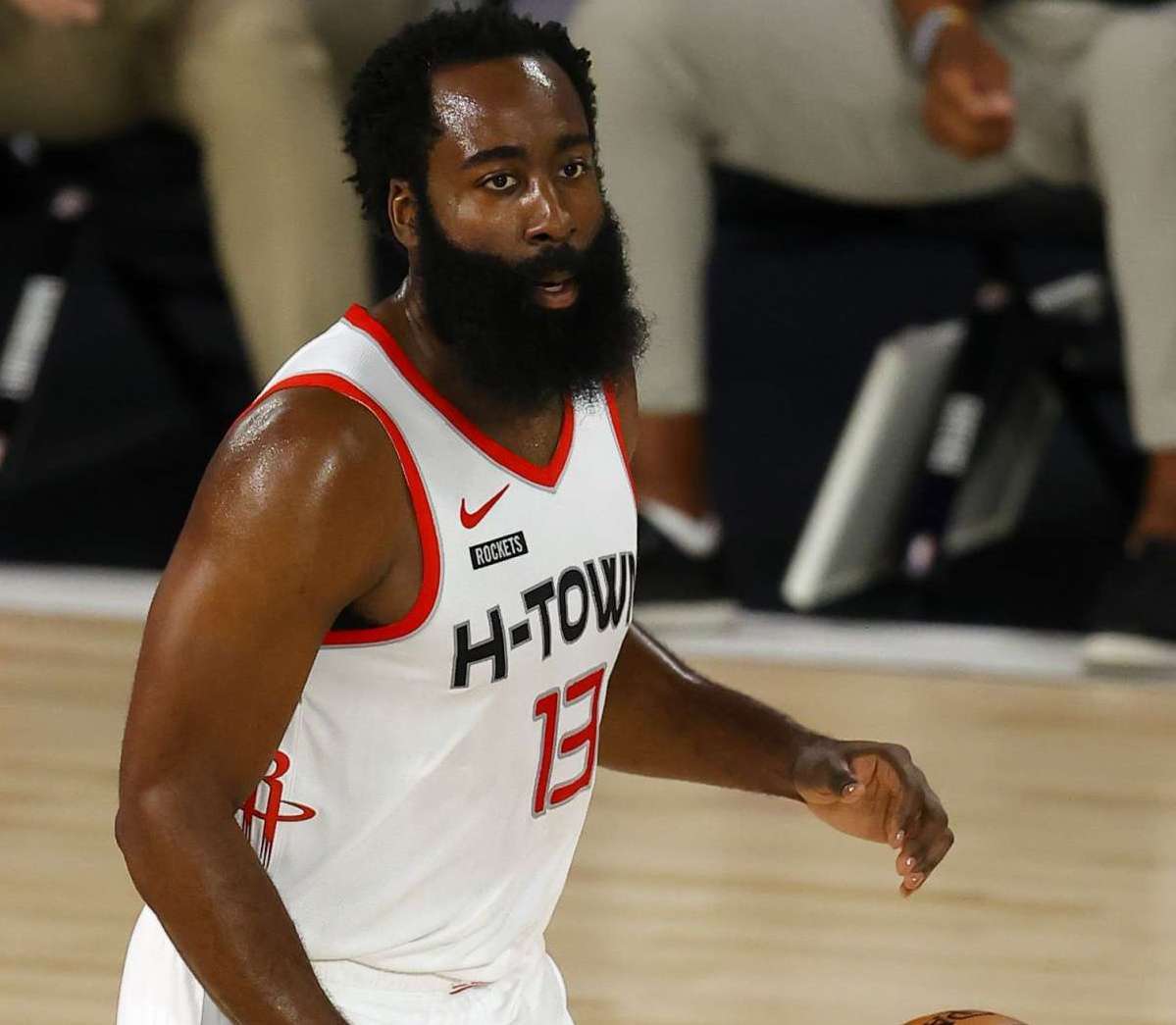 以4比0的 以4比0的